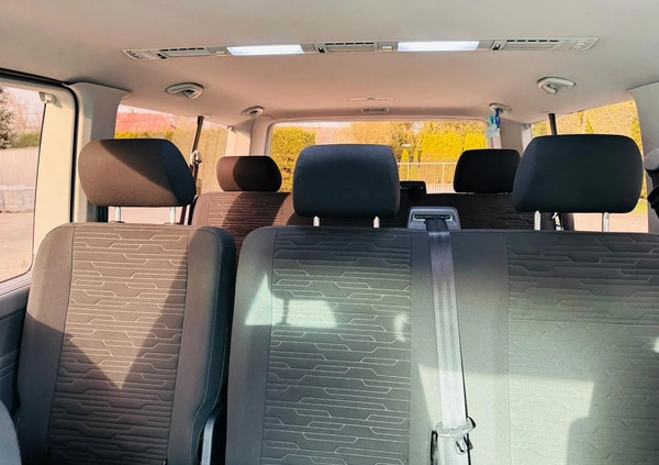 Volkswagen Caravelle cena 180810 przebieg: 118000, rok produkcji 2019 z Nowa Dęba małe 301
